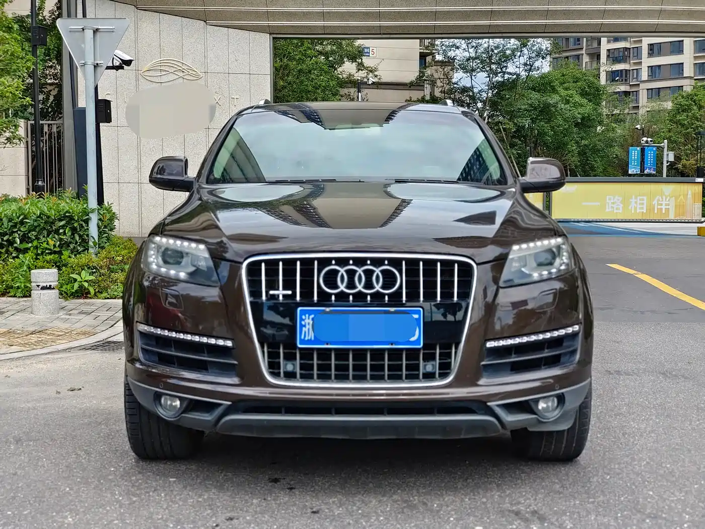 Audi Q7 2012 3.0 TFSI Technology (245kW) фото 2