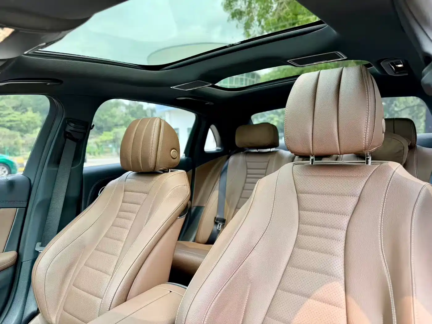 Mercedes-Benz E-Class 2021 E 300 L Sport Fashion фото 8