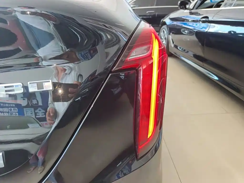 Cadillac CT4 2022 2022 28T Luxury Model