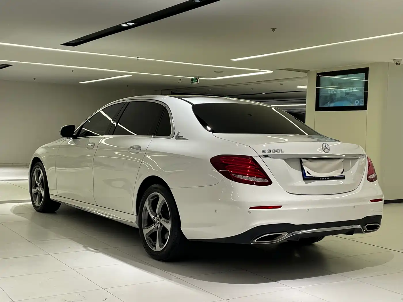 Mercedes-Benz E-Class 2019 Facelift E 300 L Sport Fashion фото 4