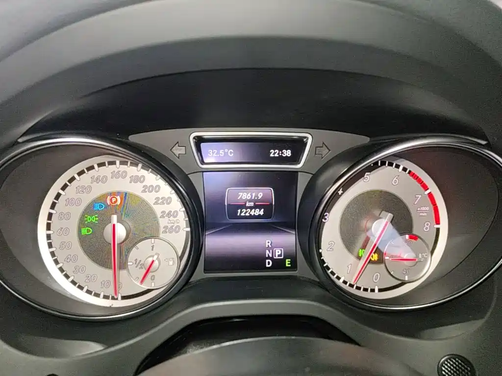 Mercedes-Benz GLA 2015 2015 GLA 220 4MATIC Fashion Edition