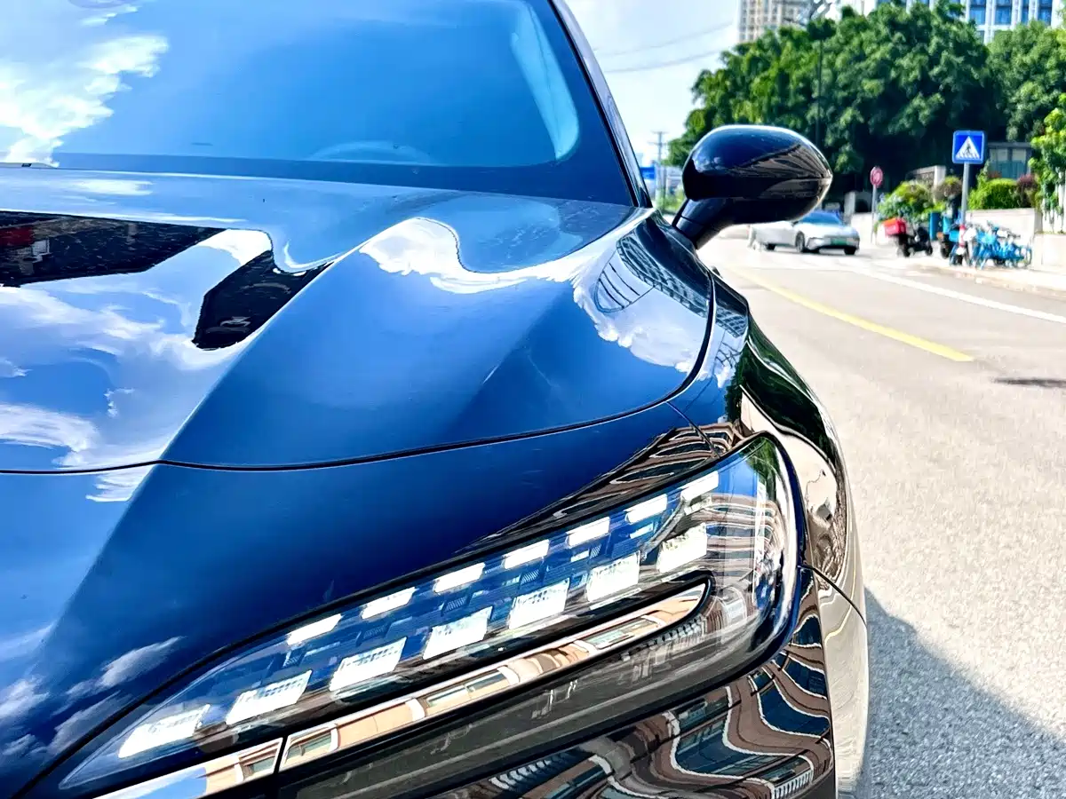 Hongqi H6 2026 2025 Model 2.0T Fashion Edition