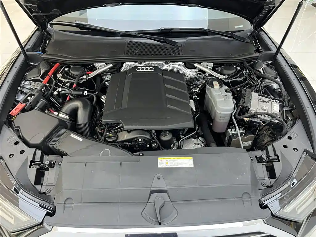 Audi A6L 2021 45 TFSI Exclusive Sport фото 10