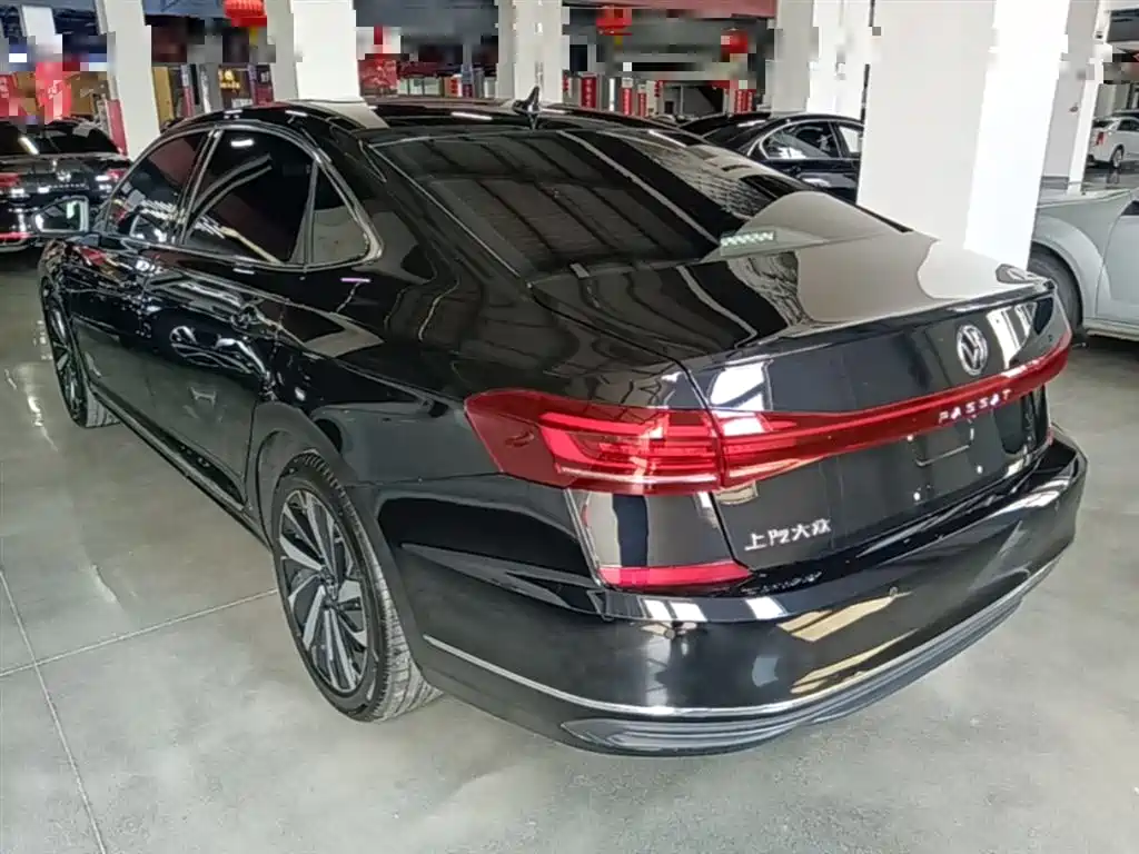 Volkswagen Passat 2026 Outstanding Edition 330TSI Elite Version фото 5