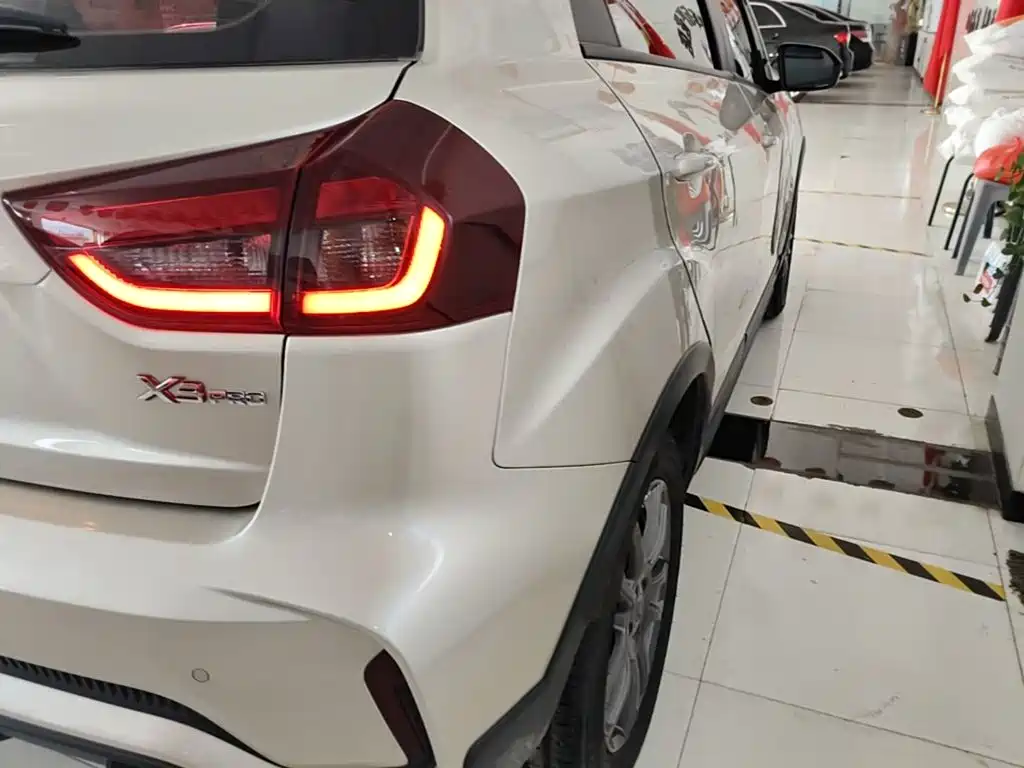Фото 8 - Ruilan Auto X3 PRO