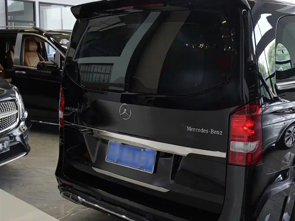 Mercedes-Benz Vito 2021 2.0T Business Edition 7-seater фото 13
