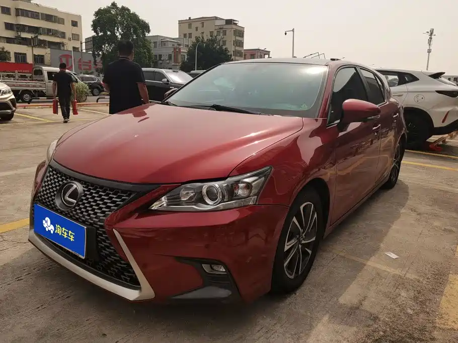 Lexus CT 2018 2017 CT200h Elite Edition Monochrome China V