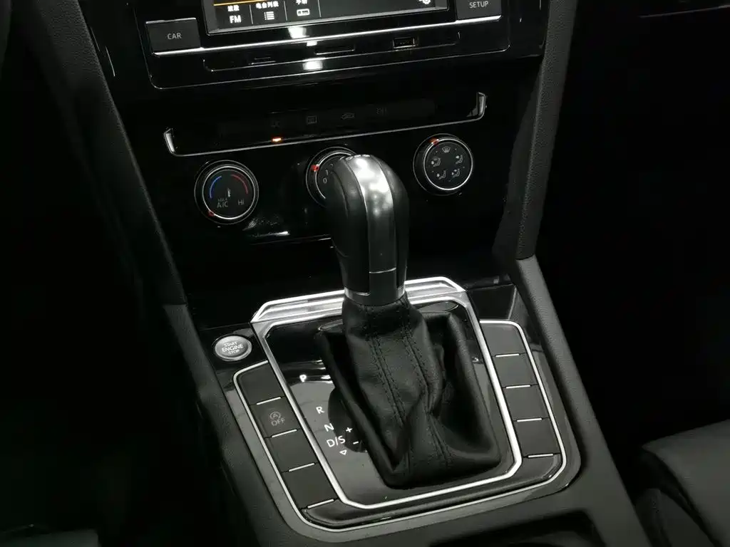 Volkswagen Magotan 2019 330TSI DSG Leading China VI фото 13