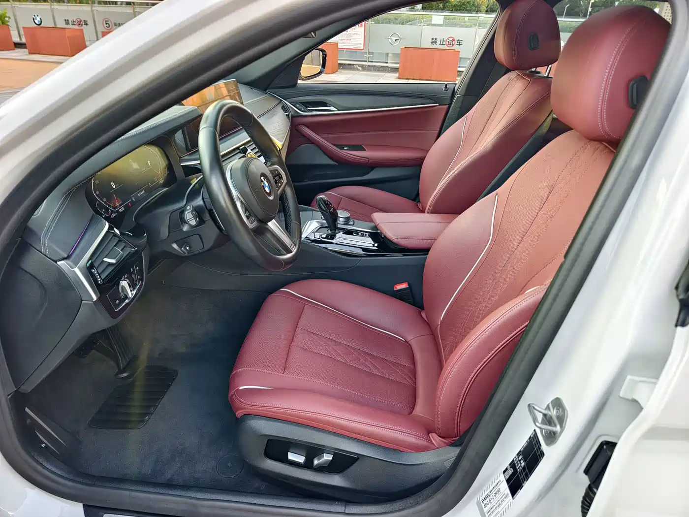 BMW 5 Series, миниатюра 10