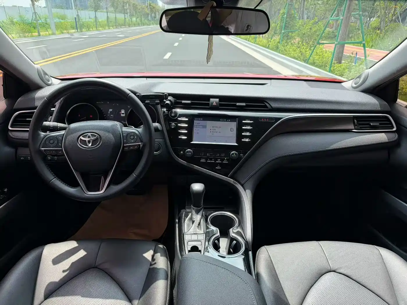 Toyota Camry 2018 2.5S Trend Edition фото 7
