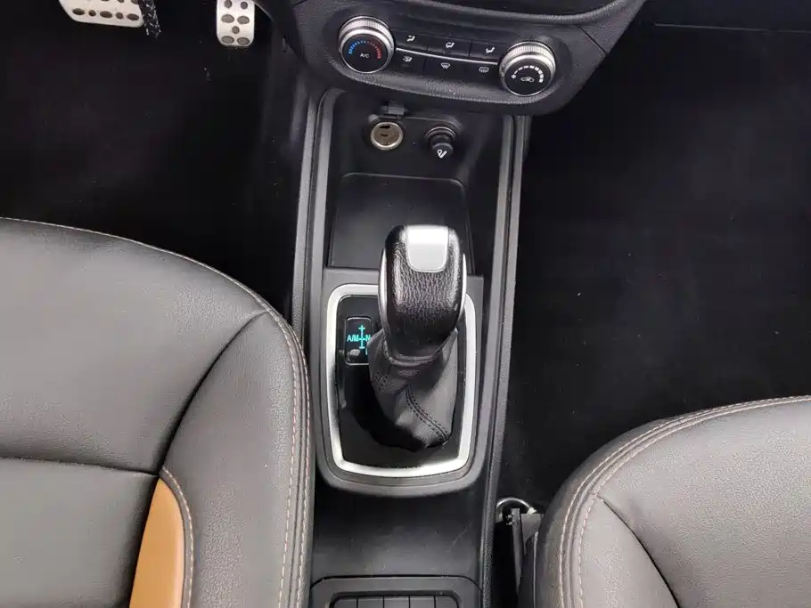 Haval H1 2015 2015 1.5L AMT Urban