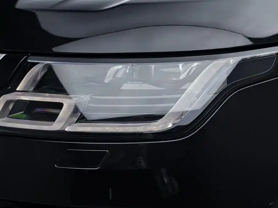 Land Rover Range Rover 2018 3.0 SC V6 Vogue Heritage Edition фото 8
