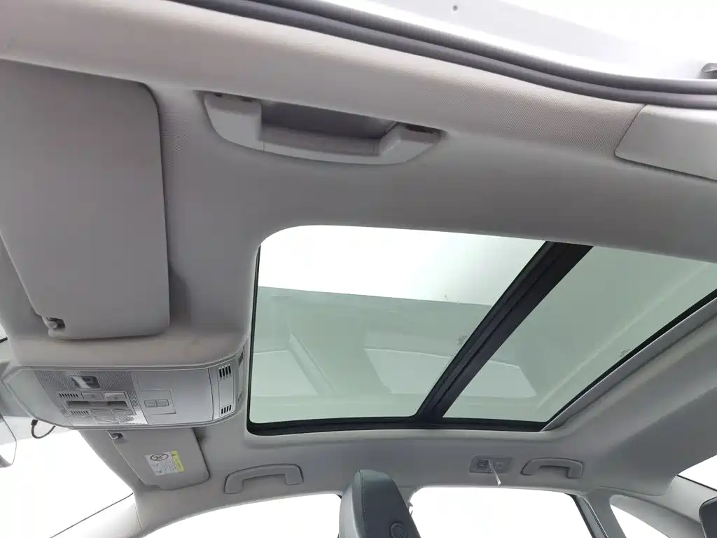 Volkswagen Sagitar, миниатюра 14