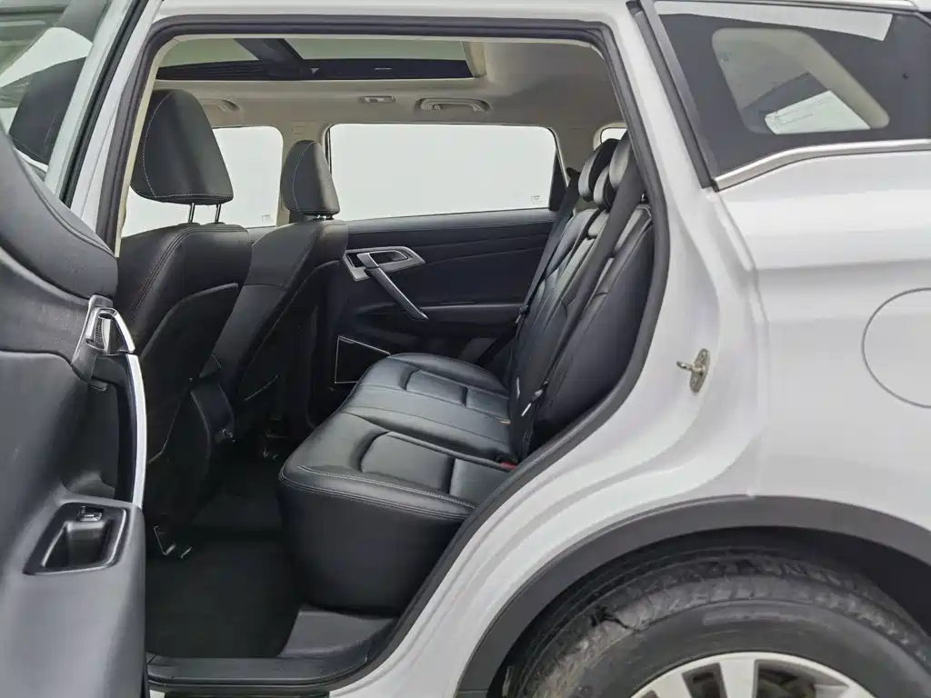 Geely Atlas 2016 2016 2.0L Manual Smart·Style Edition