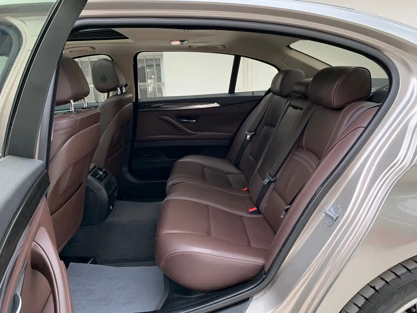 BMW 5 Series 2014 525Li Luxury Design Package фото 7