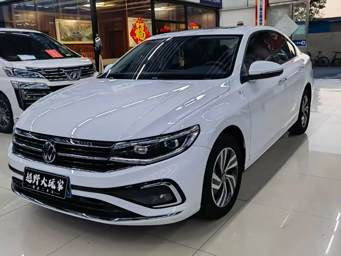 Фото 1 - Volkswagen Bora