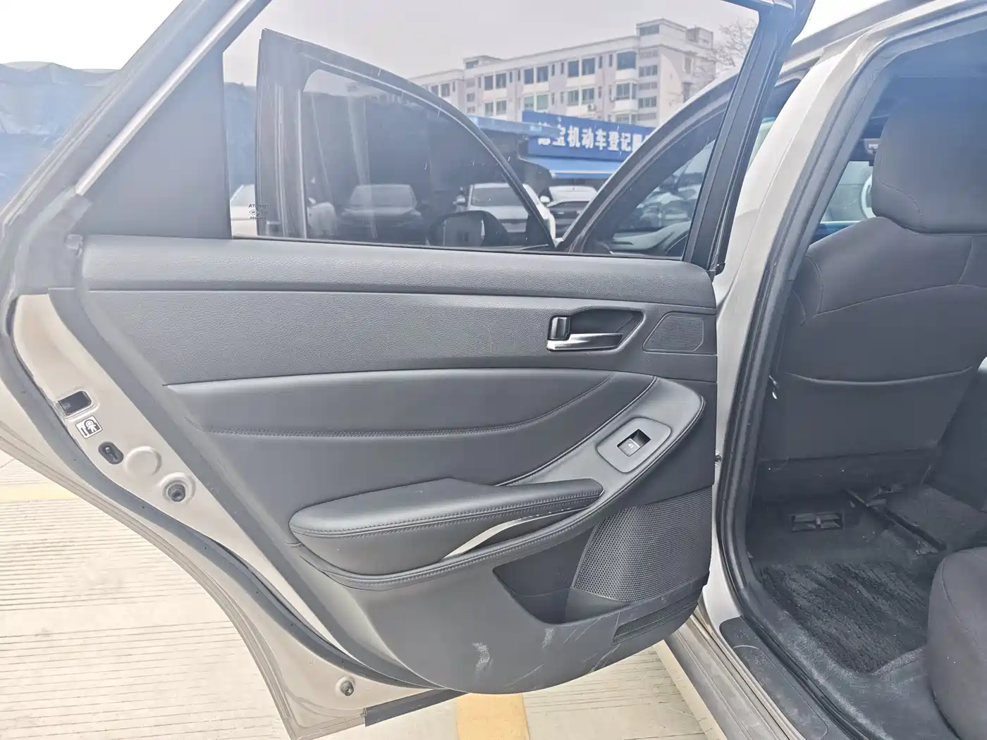 Toyota Avalon 2019 2.5L Progressive Edition China VI фото 17