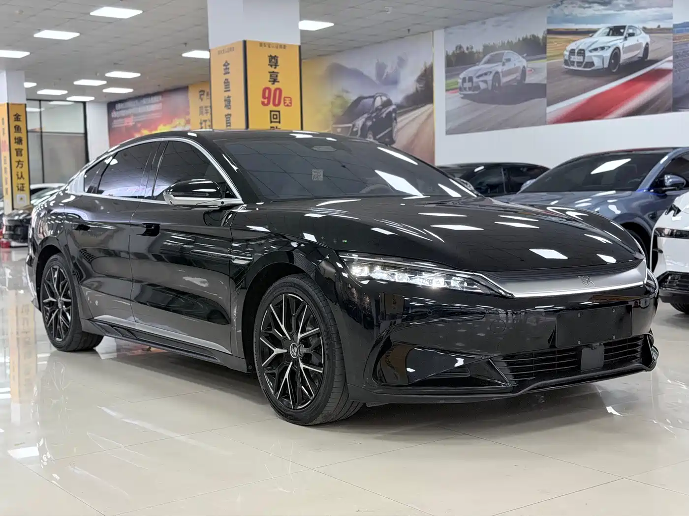 Фото 3 - BYD Han
