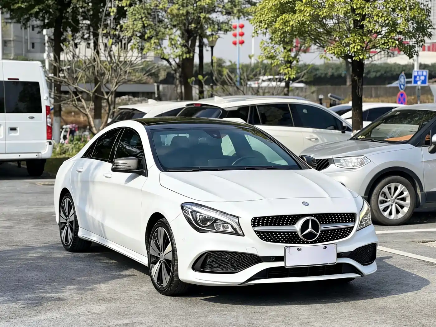 Mercedes-Benz CLA (Import) 2016 Facelift CLA 200 Style фото 3