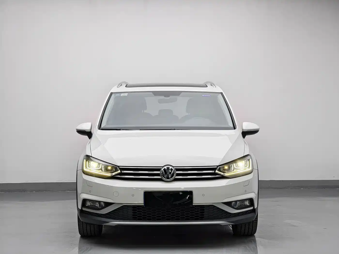 Volkswagen Touran 2019 2018 Touran L 280TSI DSG Cross Edition 7-seater China VI