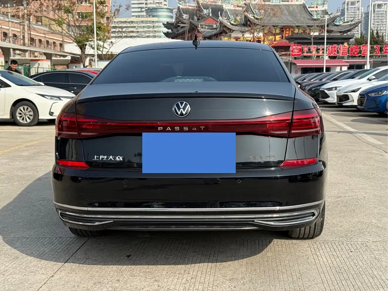 Volkswagen Passat 2022 330TSI Elite Edition фото 6