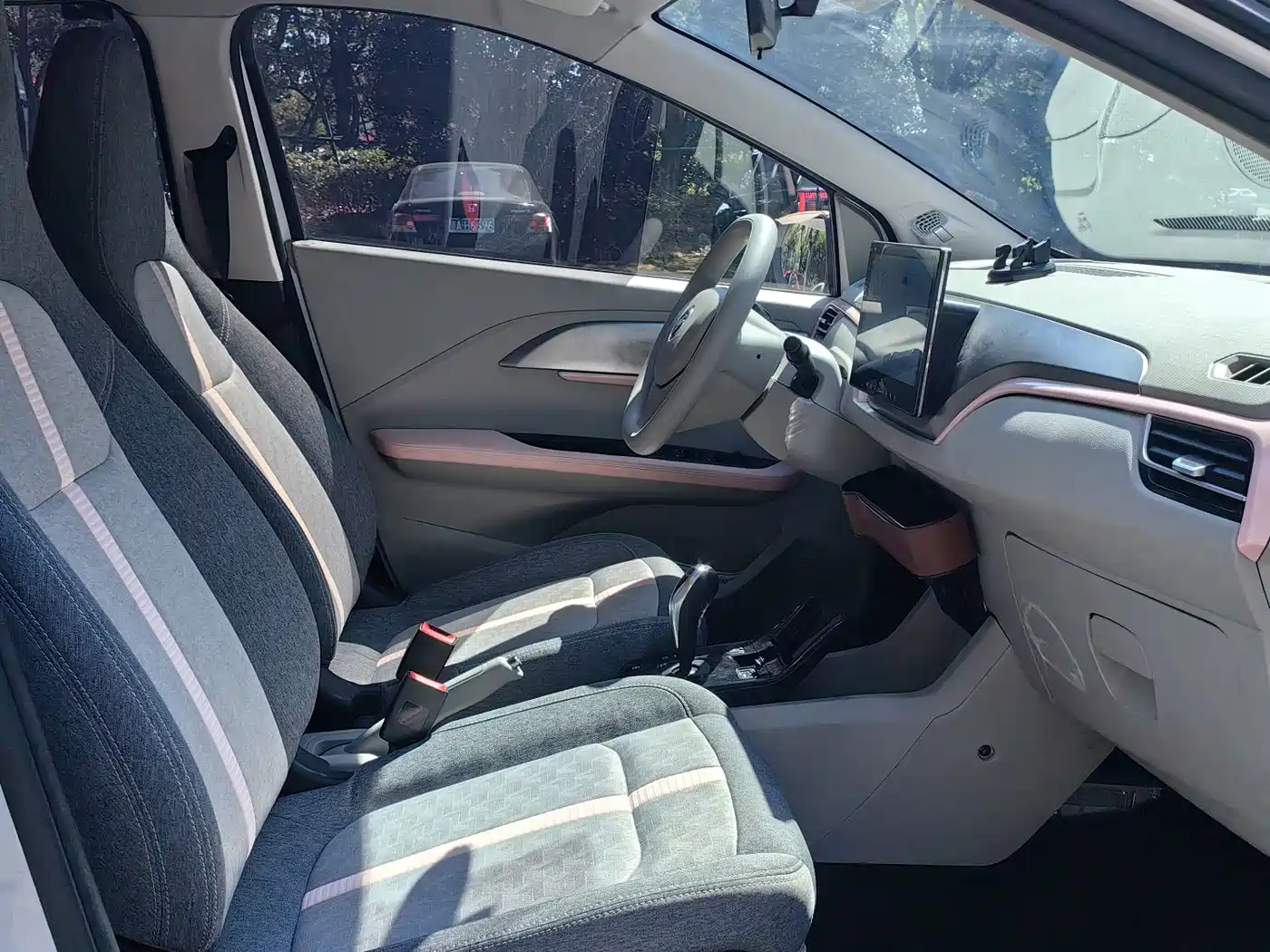 JMCG New Energy Yizhi EV3 2024 2023 Youth Edition 320KM Comfort