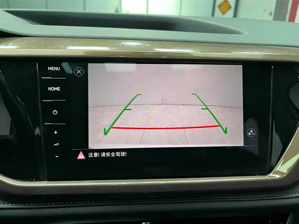 Volkswagen Tharu 2022 280TSI FWD Luxury Edition фото 7