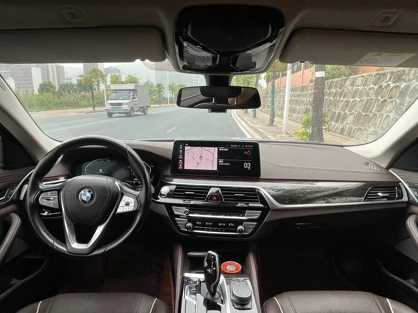 BMW 5 Series 2021 525Li Luxury Package фото 5