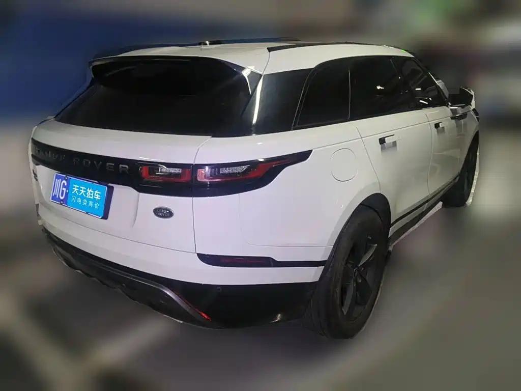 Фото 2 - Land Rover Range Rover Velar