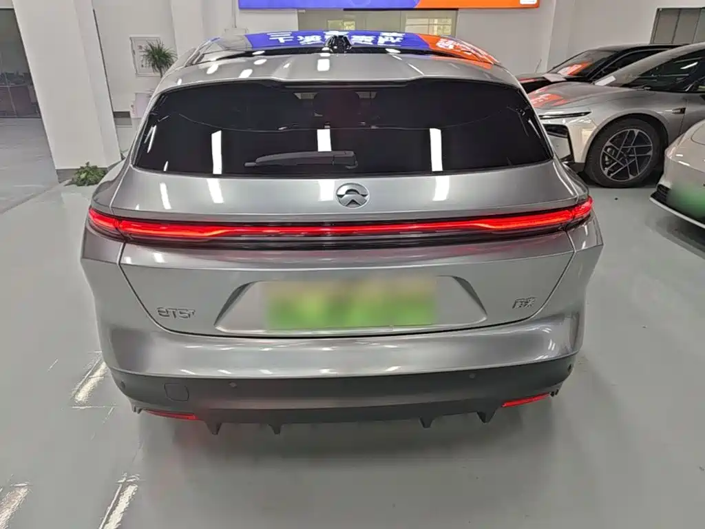 Фото 6 - NIO ET5T
