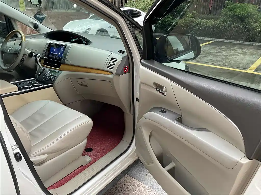 Toyota Previa 2007 3.5L 7-Seater Luxury фото 10