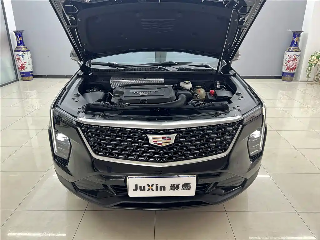 Cadillac XT4 2024 28T 2WD Premium фото 16