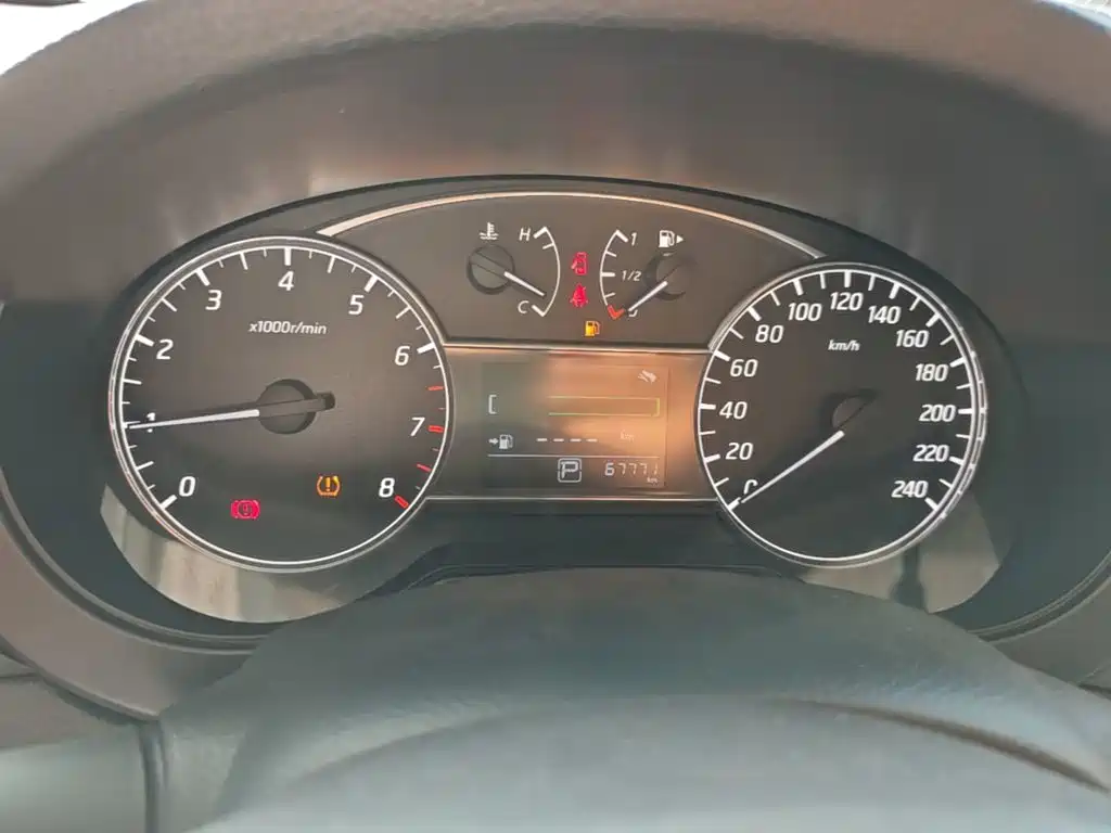 Nissan Tiida, миниатюра 12
