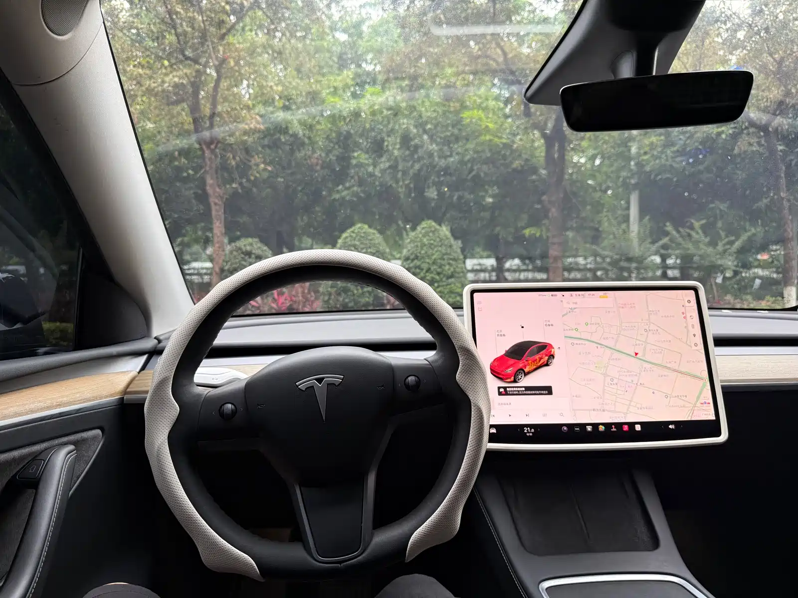 Фото 12 - Tesla Model Y
