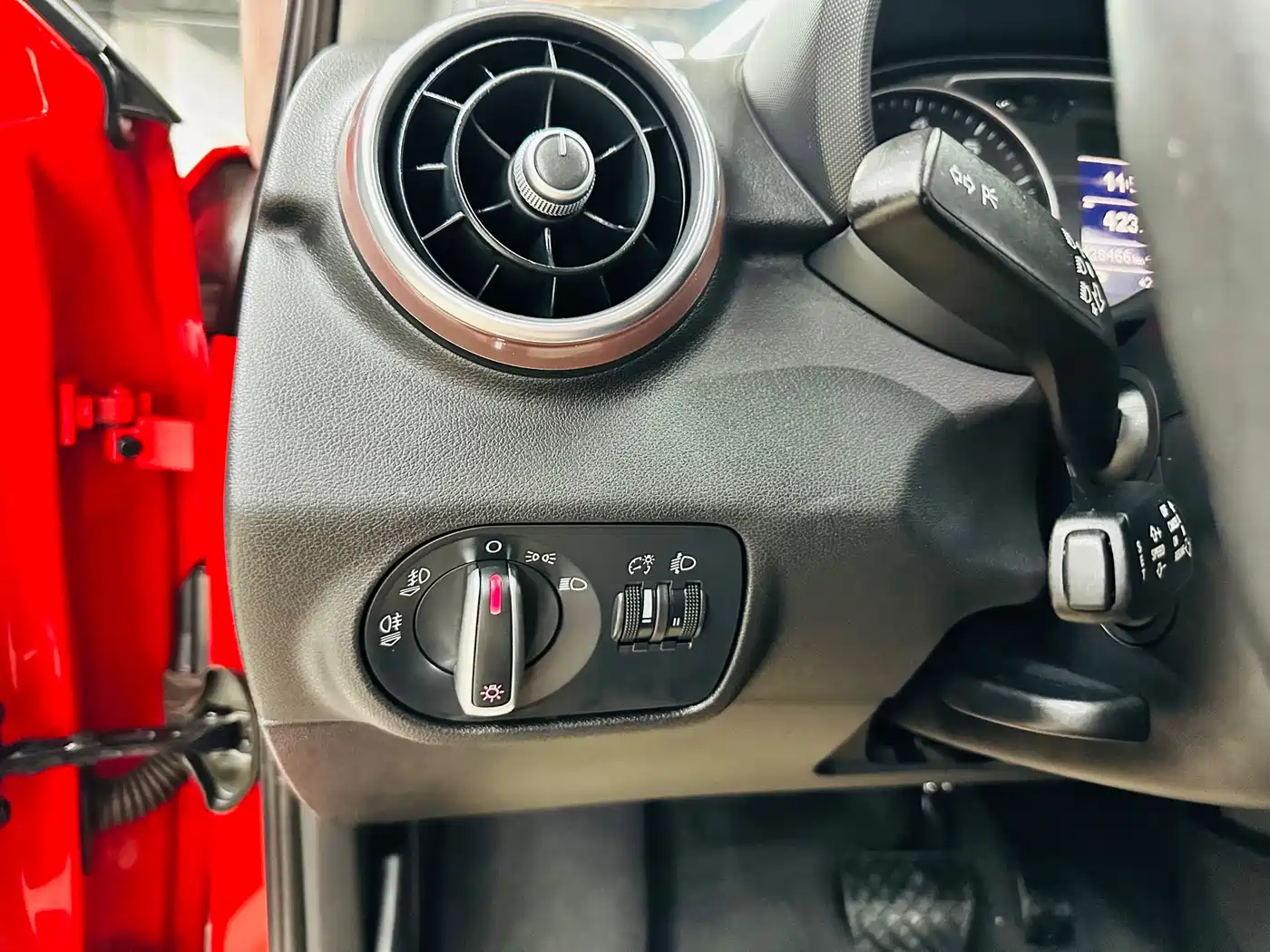 Audi A1 2012 1.4 TFSI Ego фото 47