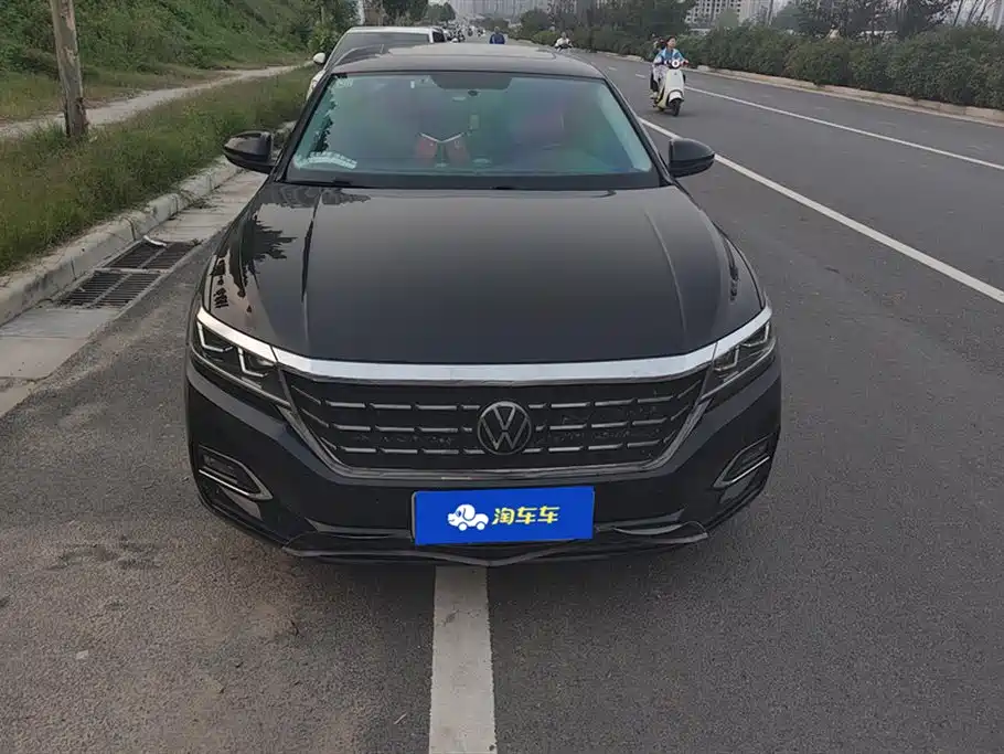 Volkswagen Passat 2020 Facelift 280TSI Business Version China VI фото 2