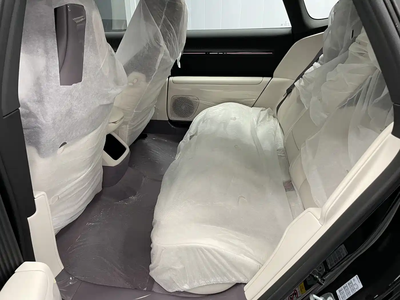 Avatr 12 2025 Facelift Ultra EV AWD фото 6