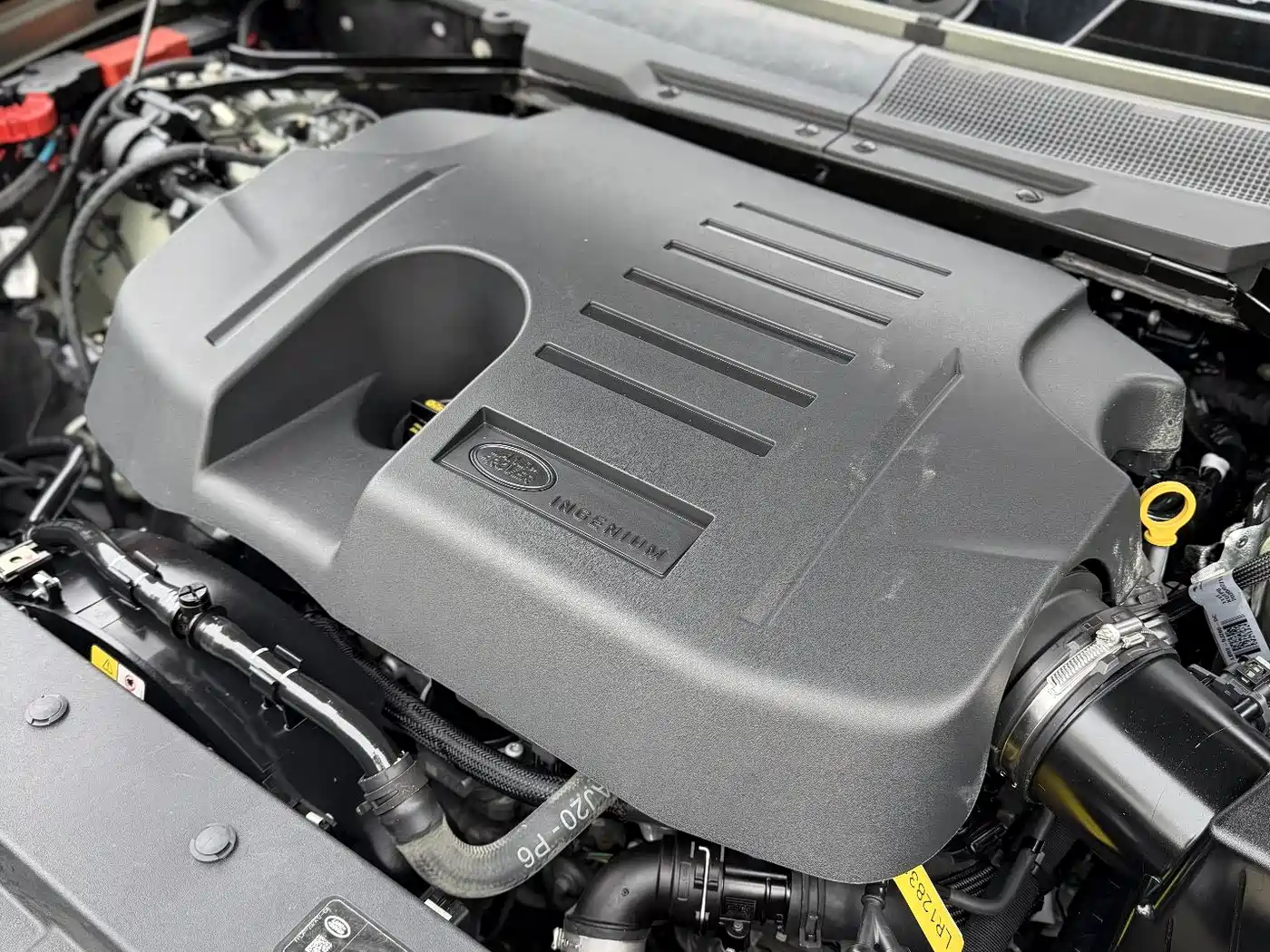 Land Rover Defender 2020 Model 110 P400 HSE фото 21