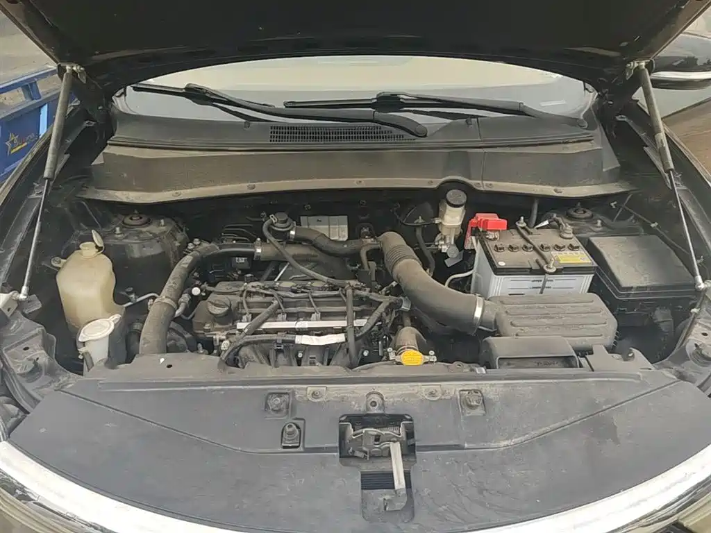 Soueast DX7 2016 2016 1.5T Automatic Glory Edition