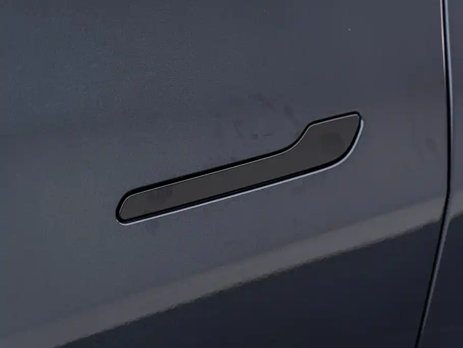 Фото 23 - Tesla Model Y