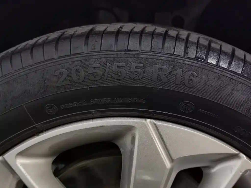 Geely Emgrand GL 2021 2021 UP 1.4T CVT Premium