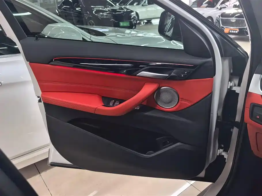 BMW X2 2022 sDrive25i M Sport Package фото 7