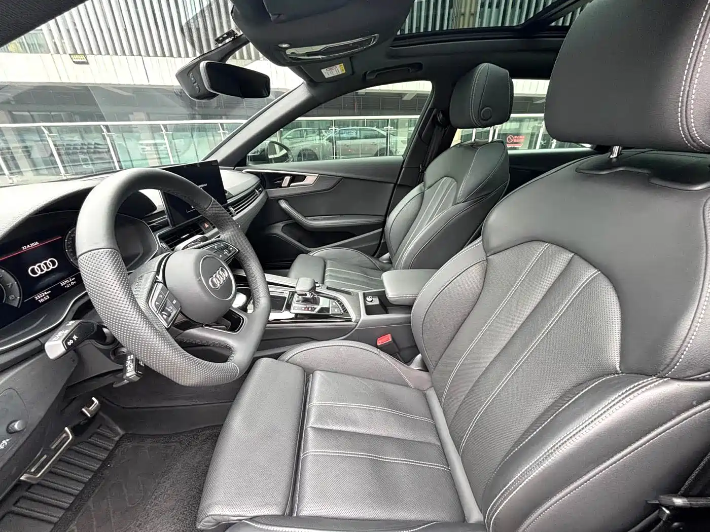 Фото 5 - Audi A4L