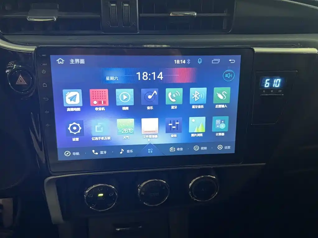 Toyota Corolla 2017 Facelift 1.2T S-CVT GL фото 3