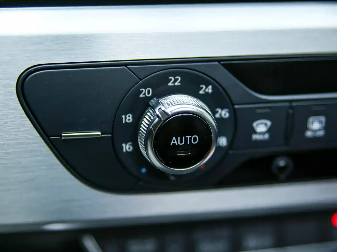 Audi A4L 2020 40 TFSI Fashion Dynamic Edition фото 34