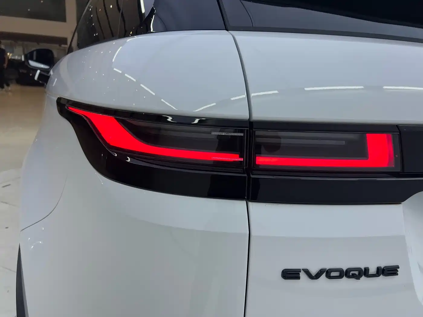 Land Rover Range Rover Evoque 2025 2024 Range Rover Evoque L 249PS Light Master Edition