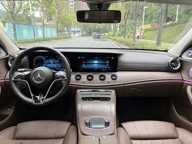  E CLASS