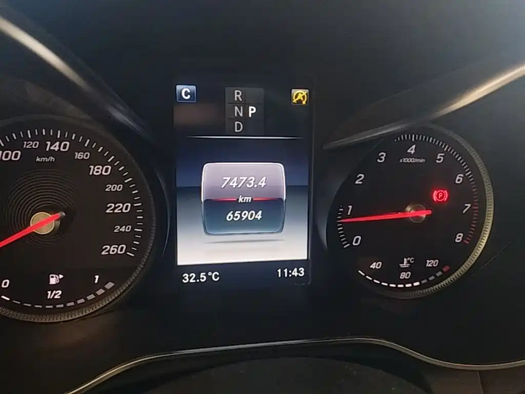 Mercedes-Benz GLC 2019 GLC 260 L 4MATIC Dynamic фото 12