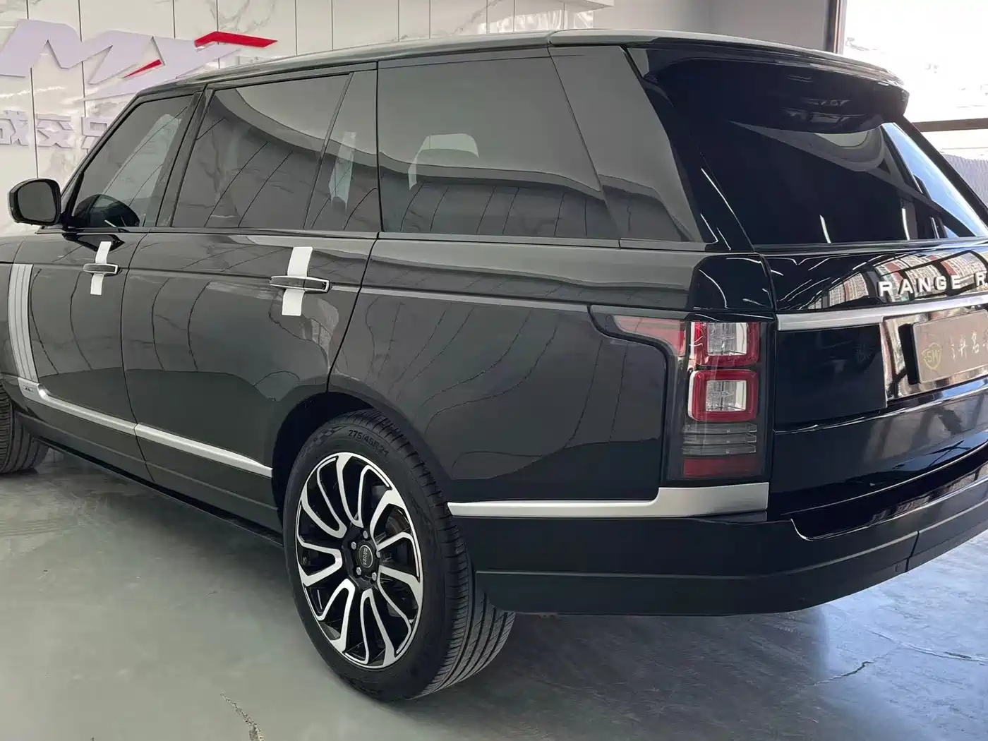 Land Rover Range Rover 2015 5.0 SC V8 AB Prestigious Genesis Extended Edition фото 8