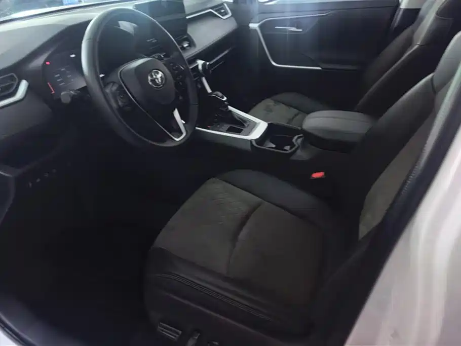 Toyota RAV4 Rongfang 2023 2.0L CVT 4WD Adventure Plus Edition фото 9